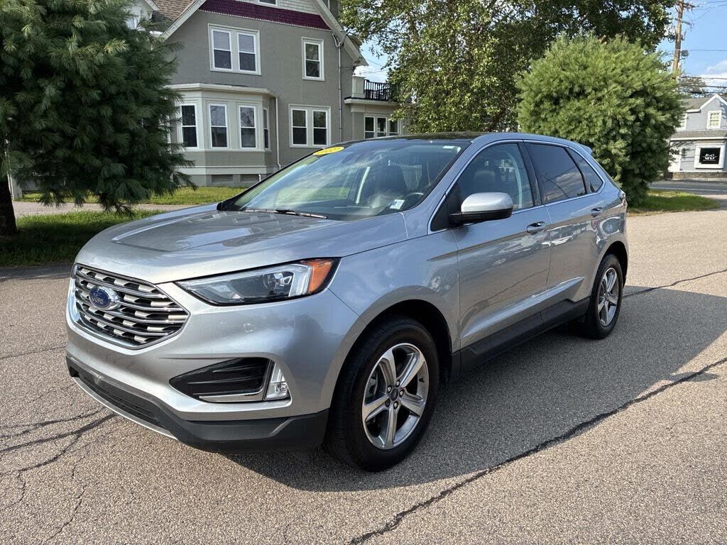 2022 FORD Edge