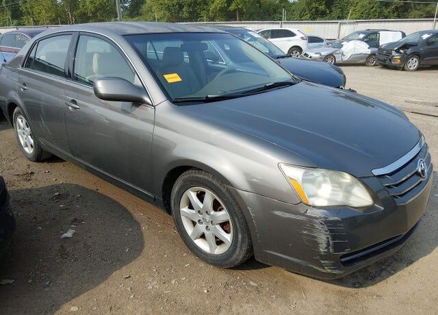 2007 TOYOTA Avalon
