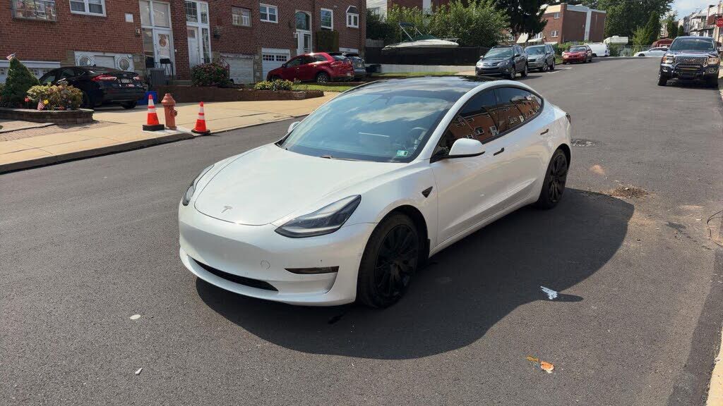 2021 TESLA Model 3
