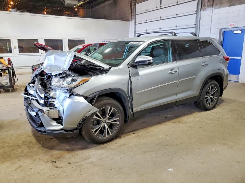 2019 TOYOTA Highlander