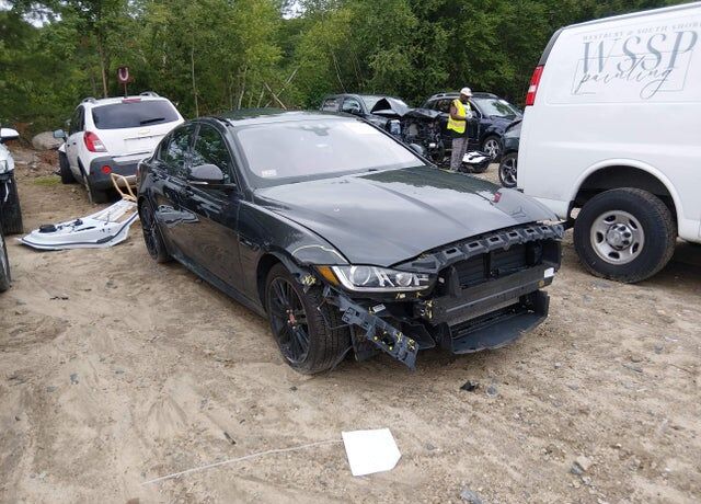 2018 JAGUAR XE