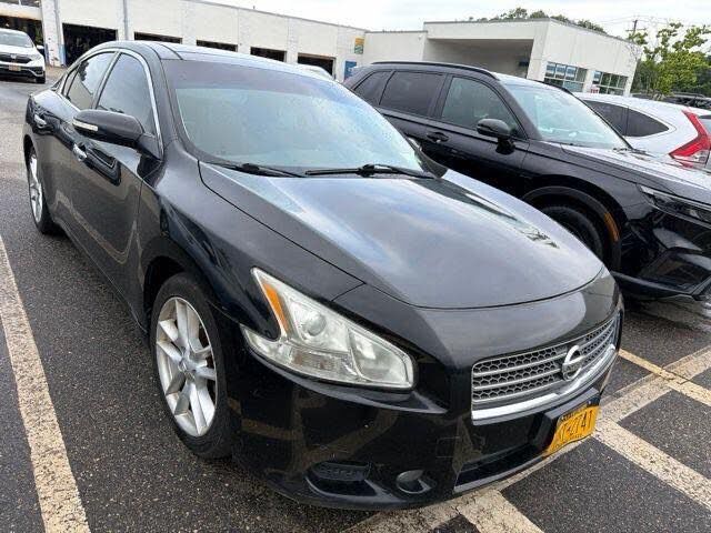 2011 NISSAN Maxima