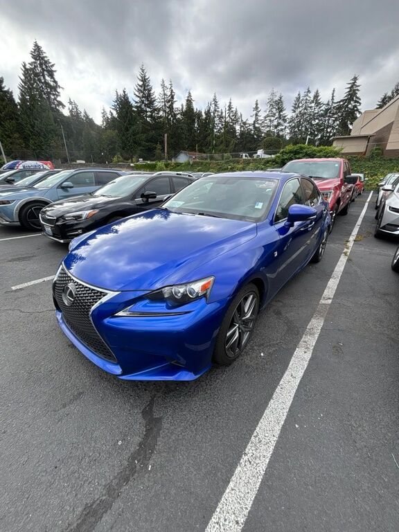 2016 LEXUS IS