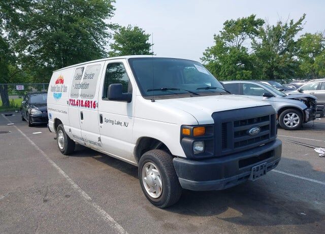 2012 FORD E-150