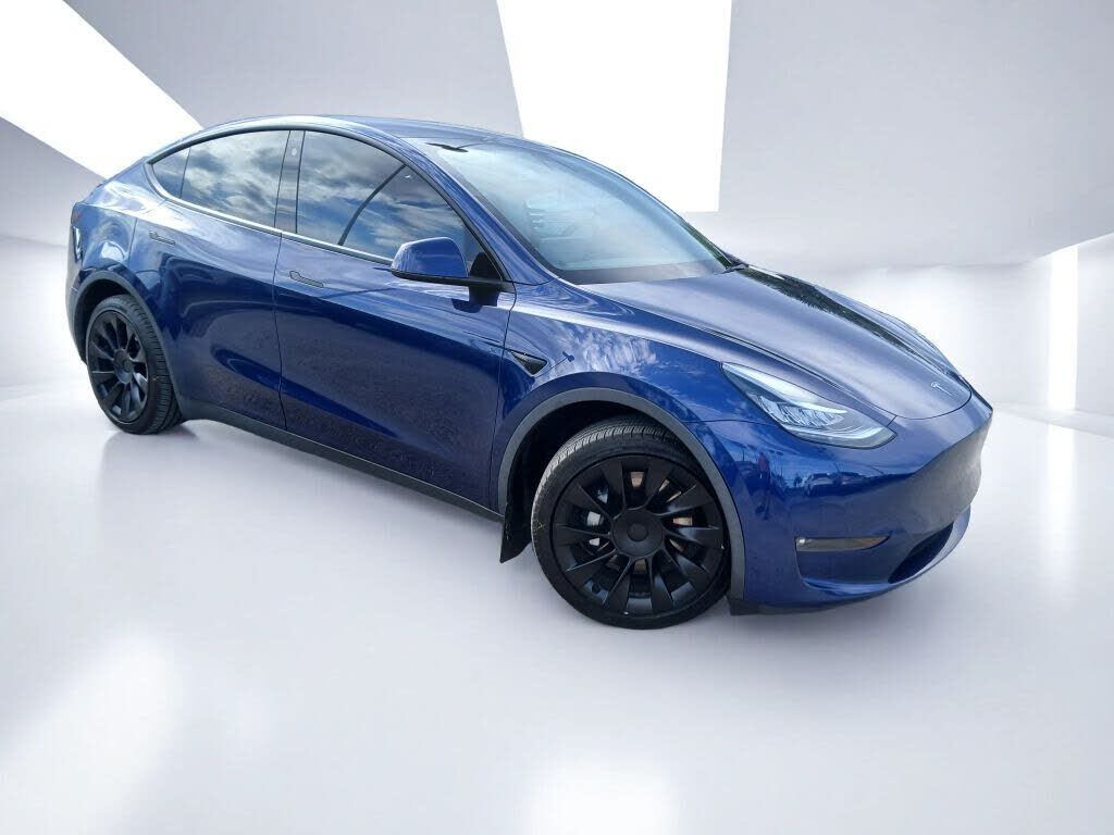 2022 TESLA Model Y