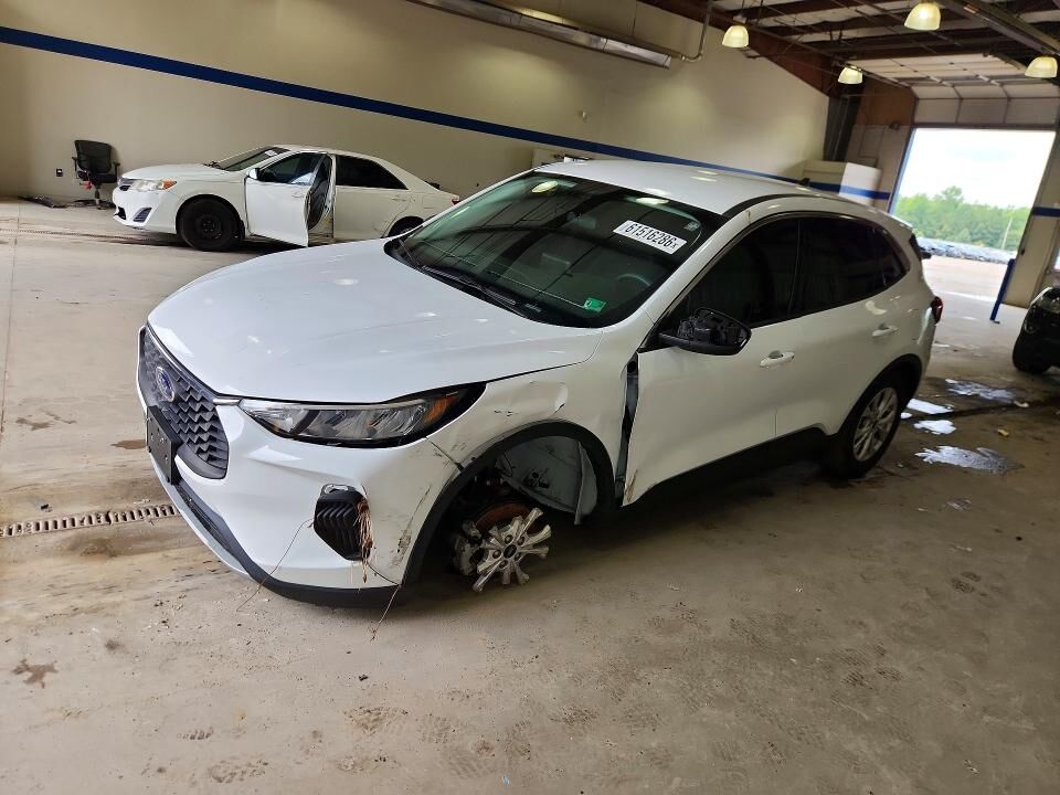 2024 FORD Escape