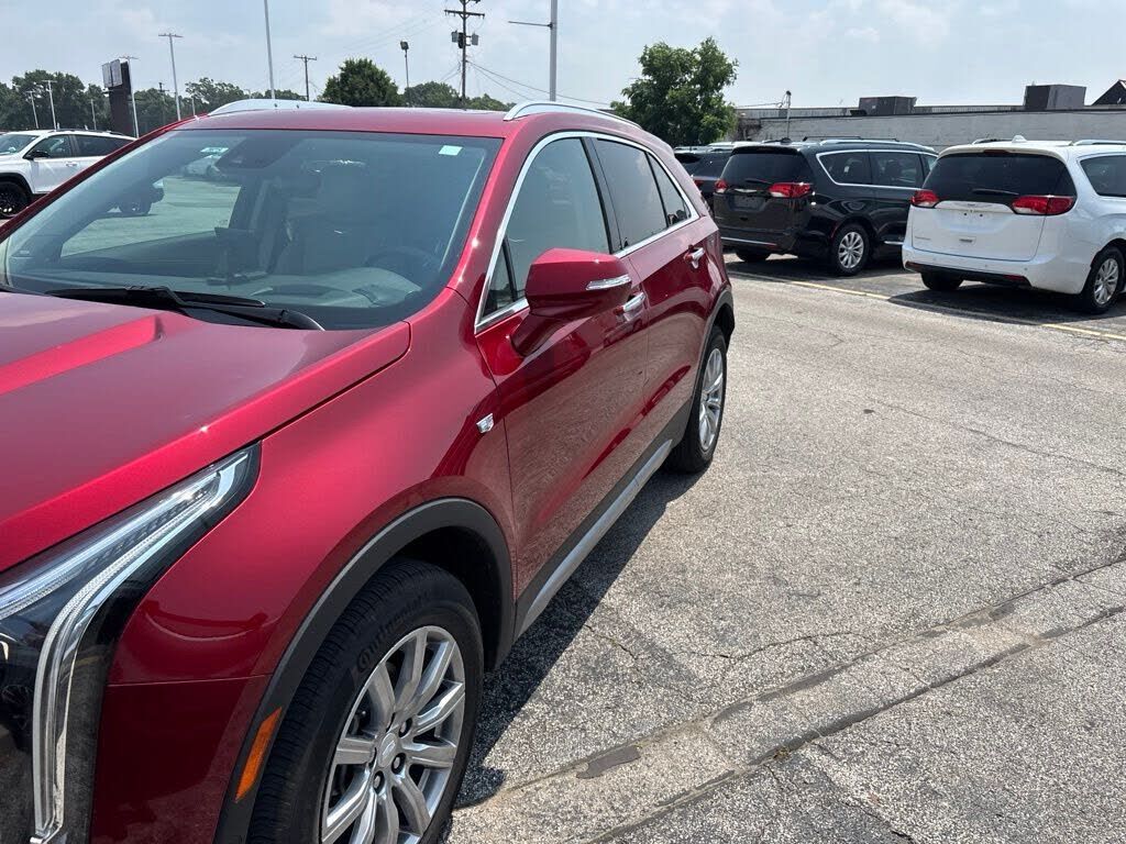 2023 CADILLAC XT4