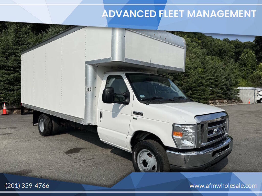 2019 FORD E-350