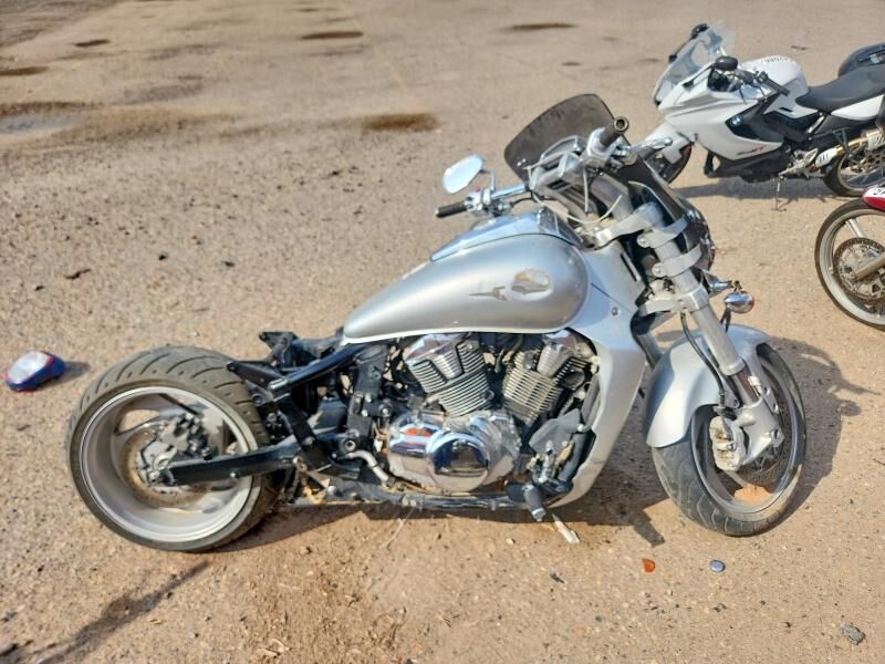2006 SUZUKI VZR1800