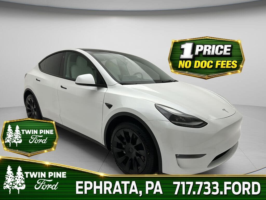 2023 TESLA Model Y