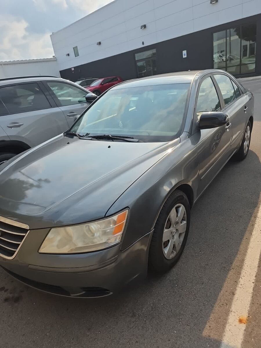 2010 HYUNDAI Sonata