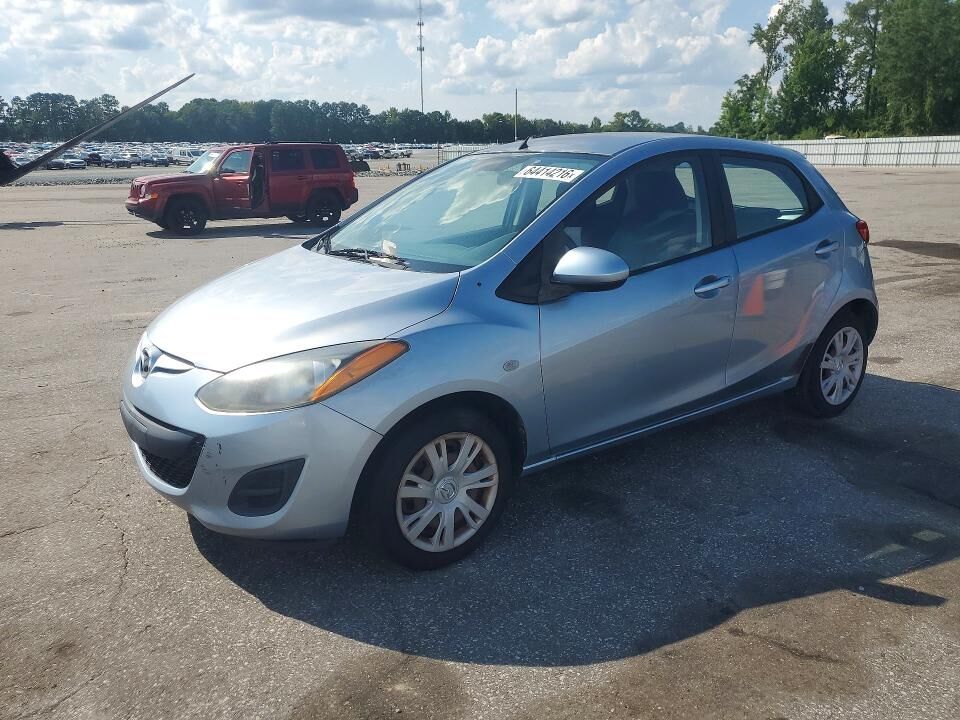 2013 MAZDA Mazda2