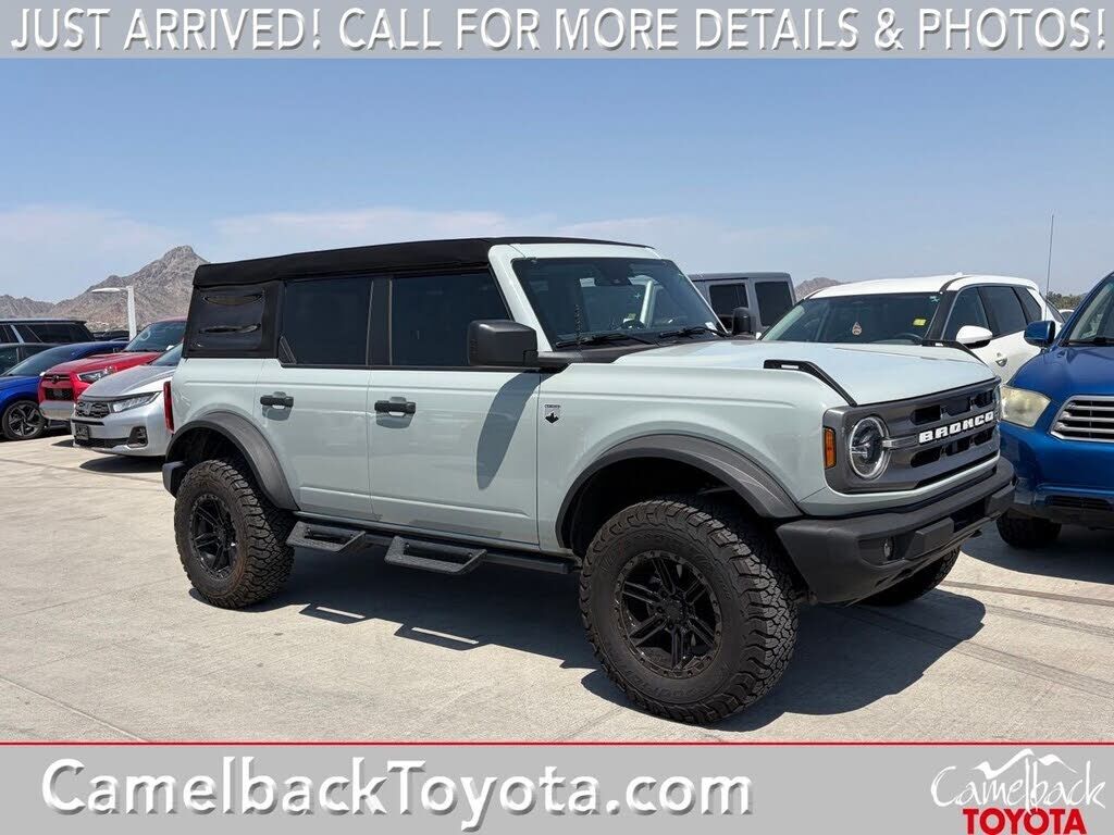 2023 FORD Bronco