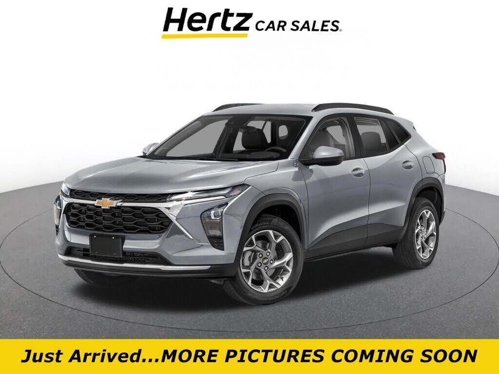 2025 CHEVROLET Trax
