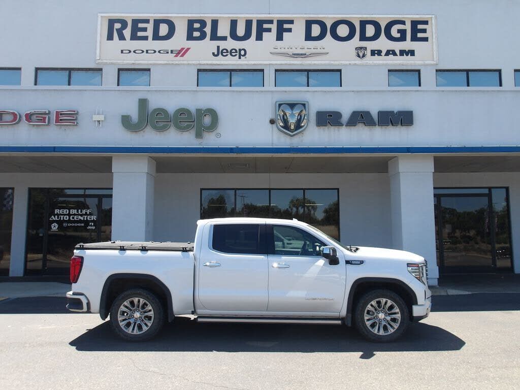 2023 GMC Sierra