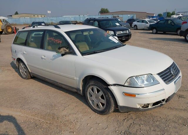2004 VOLKSWAGEN Passat
