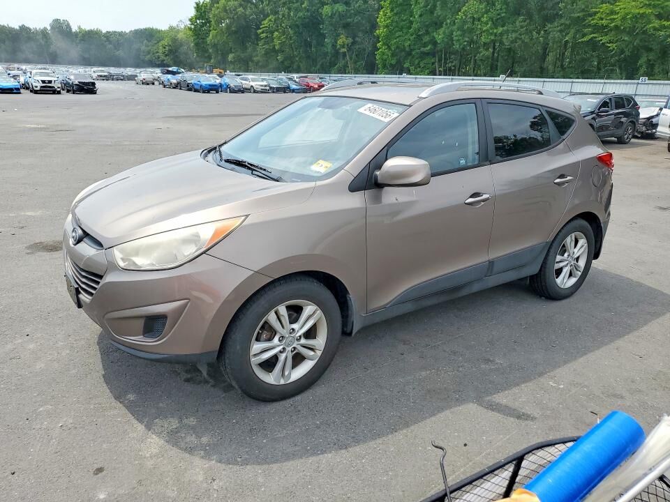 2011 HYUNDAI Tucson