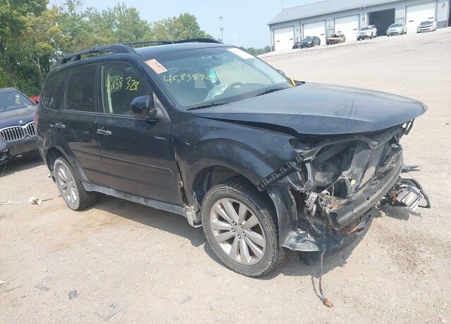 2013 SUBARU Forester