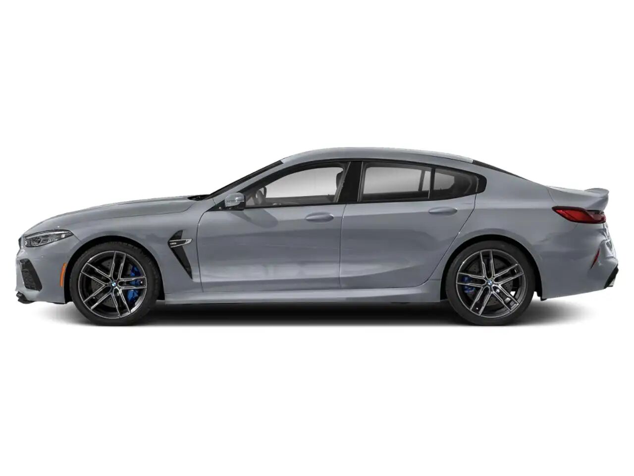 2022 BMW M8