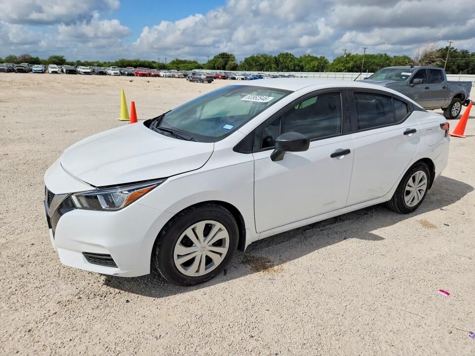 2021 NISSAN Versa