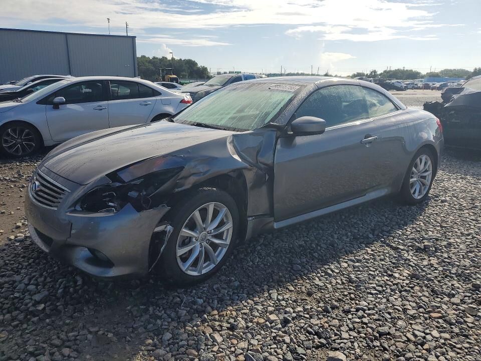 2014 INFINITI Q60