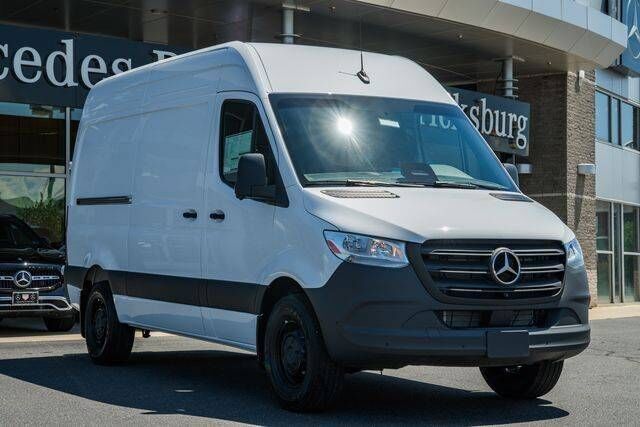 2026 MERCEDES-BENZ Sprinter