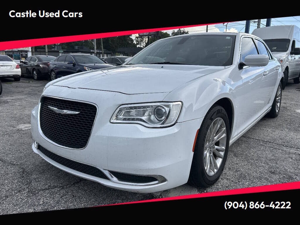 2017 CHRYSLER 300