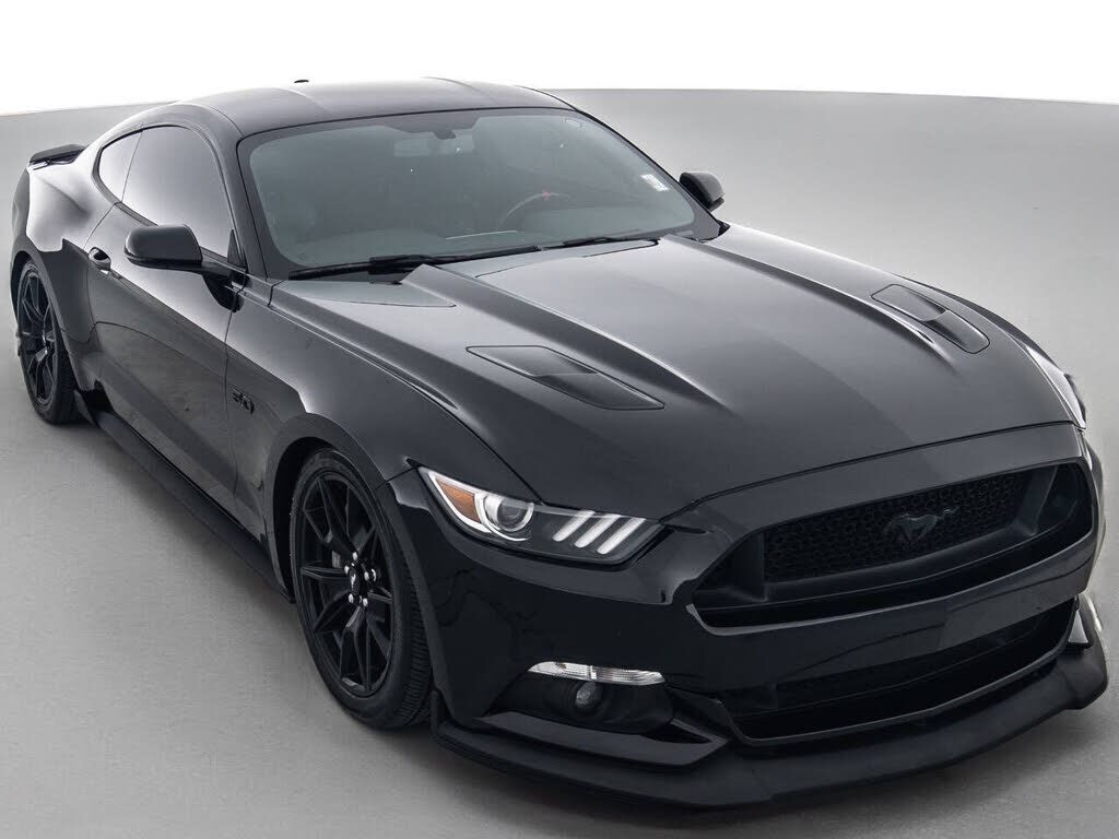 2017 FORD Mustang