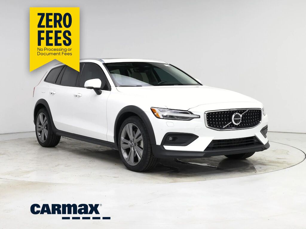 2025 VOLVO V60CC