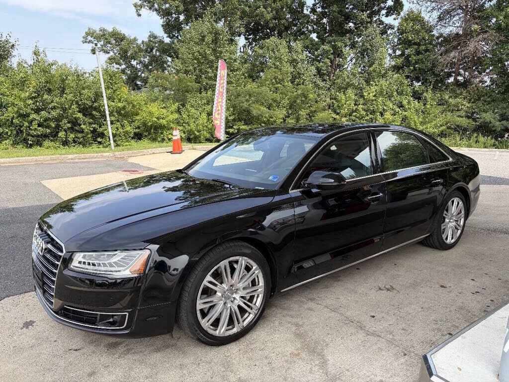2016 AUDI A8