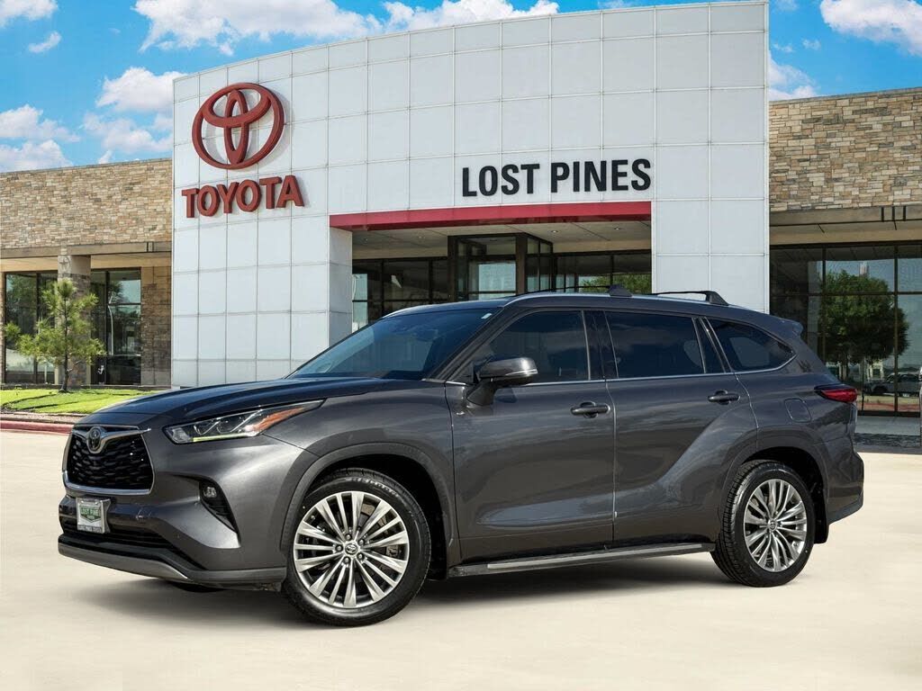 2021 TOYOTA Highlander