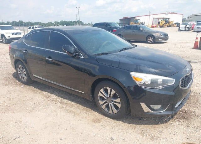 2014 KIA Cadenza