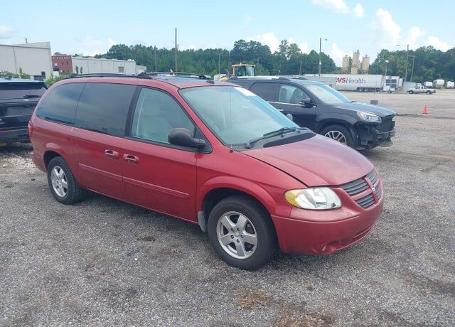 2005 DODGE Caravan