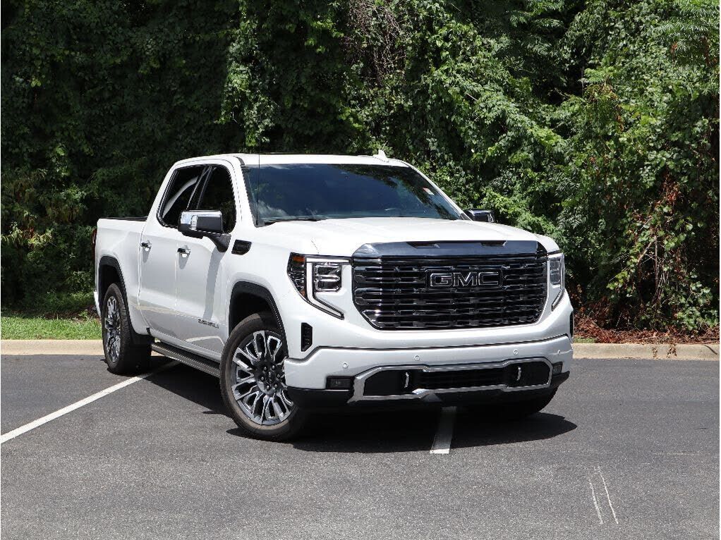 2024 GMC Sierra