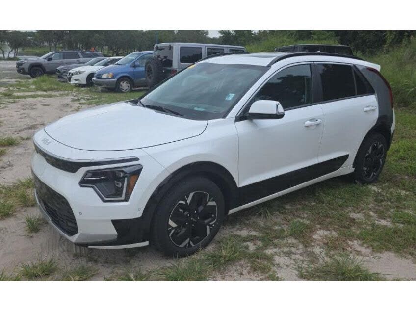 2023 KIA Niro