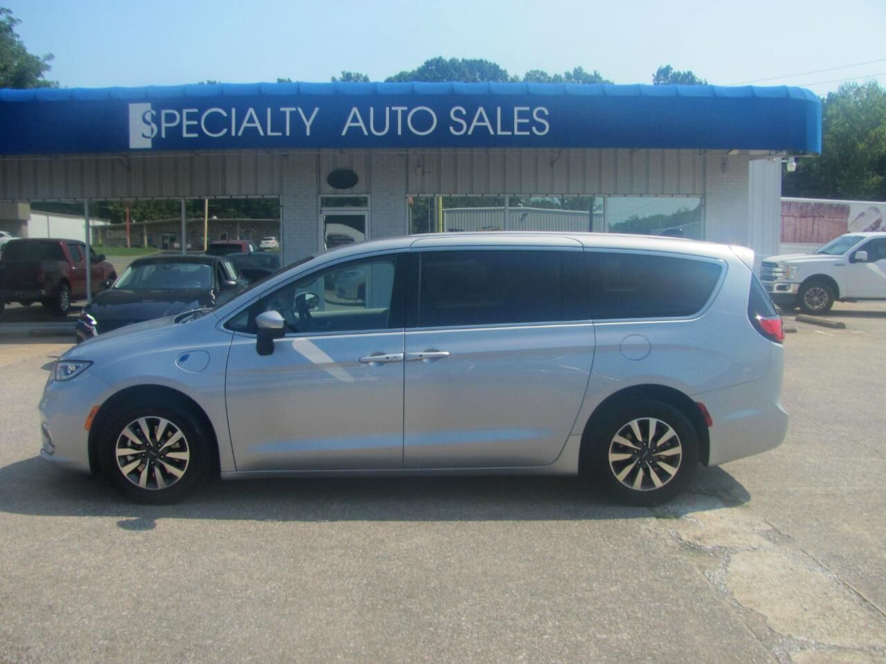 2023 CHRYSLER Pacifica