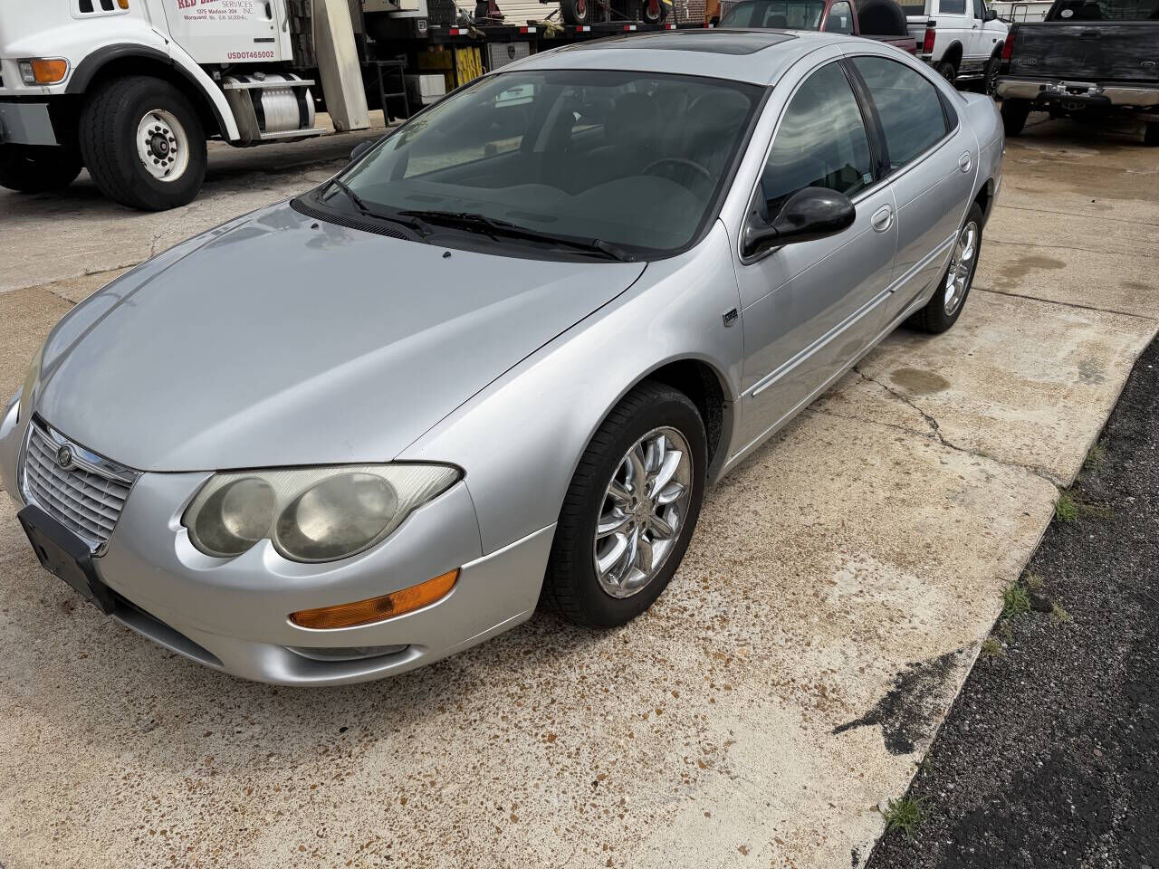 2004 CHRYSLER 300