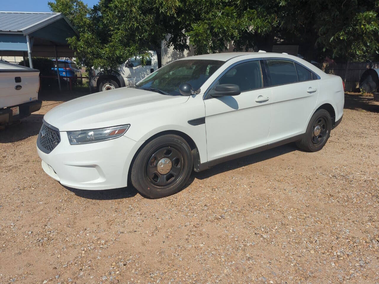 2013 FORD Taurus