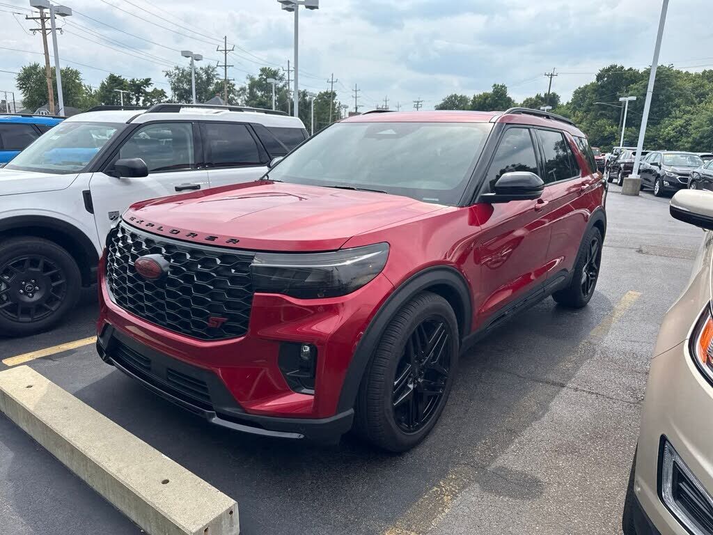 2025 FORD Explorer