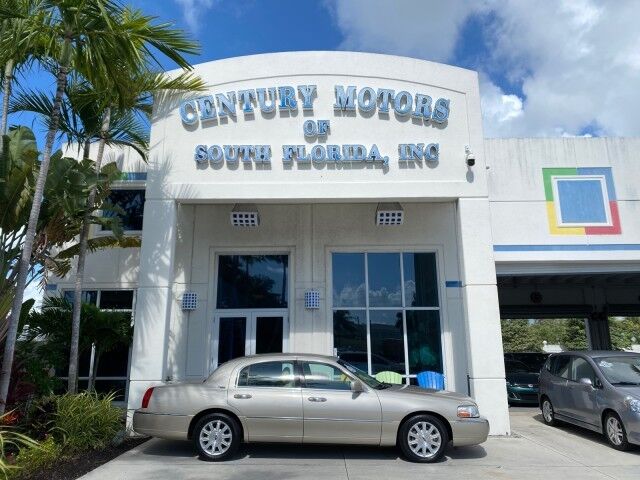 2008 LINCOLN Town Car