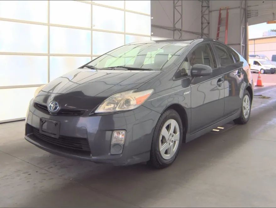 2011 TOYOTA PRIUS