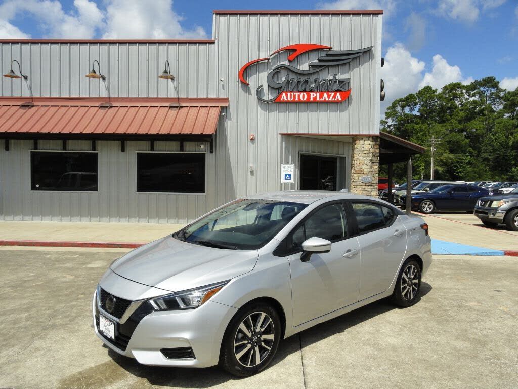 2020 NISSAN Versa