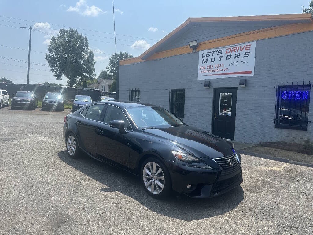 2015 LEXUS IS