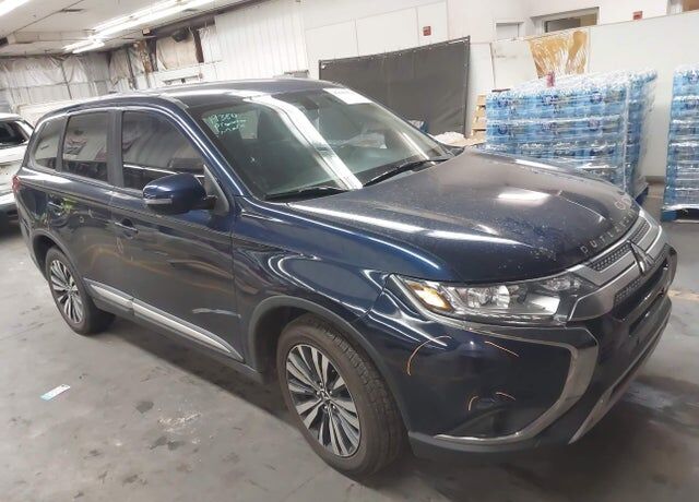 2020 MITSUBISHI Outlander