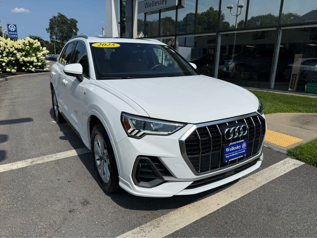 2025 AUDI Q3