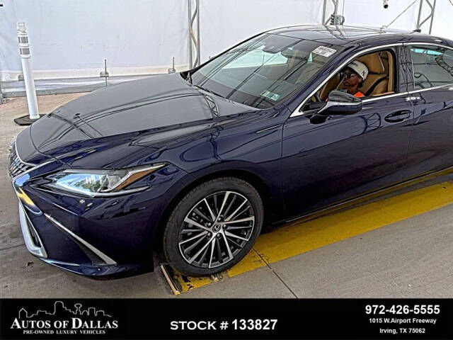 2022 LEXUS ES