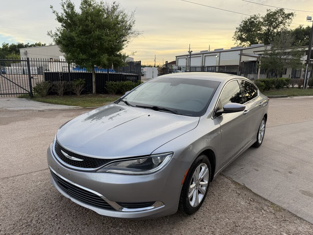 2015 CHRYSLER 200