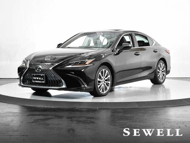 2019 LEXUS ES