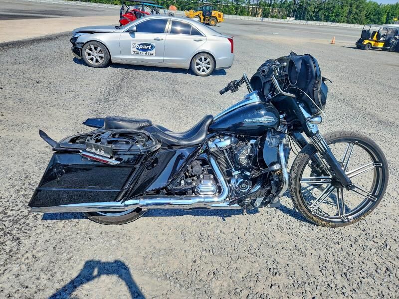 2021 HARLEY DAVIDSON FLHX / Street Glide
