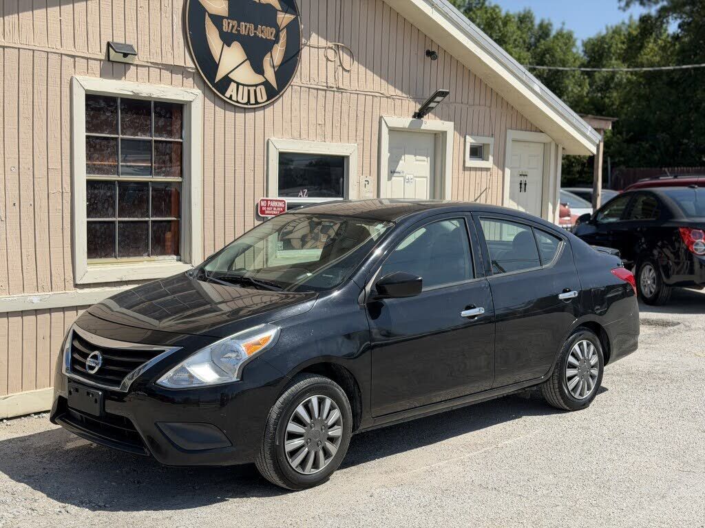 2015 NISSAN Versa